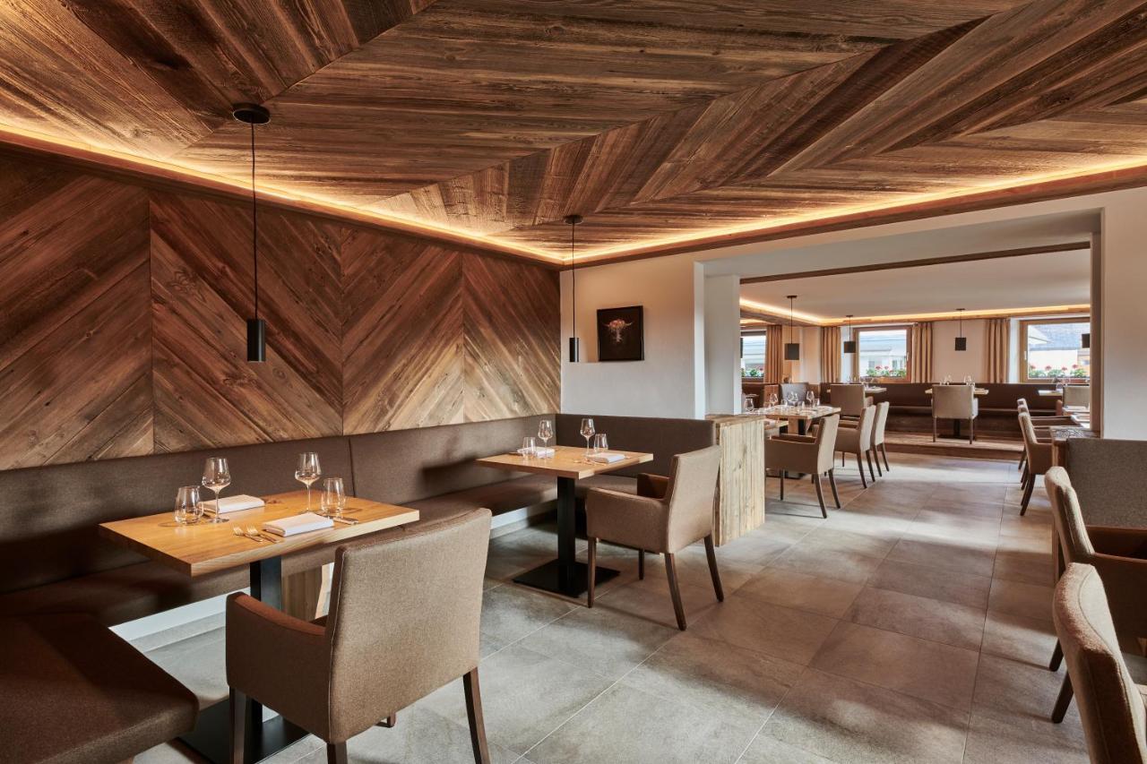 Adler Haeusern Gourmet & Spa Hotel Exterior foto