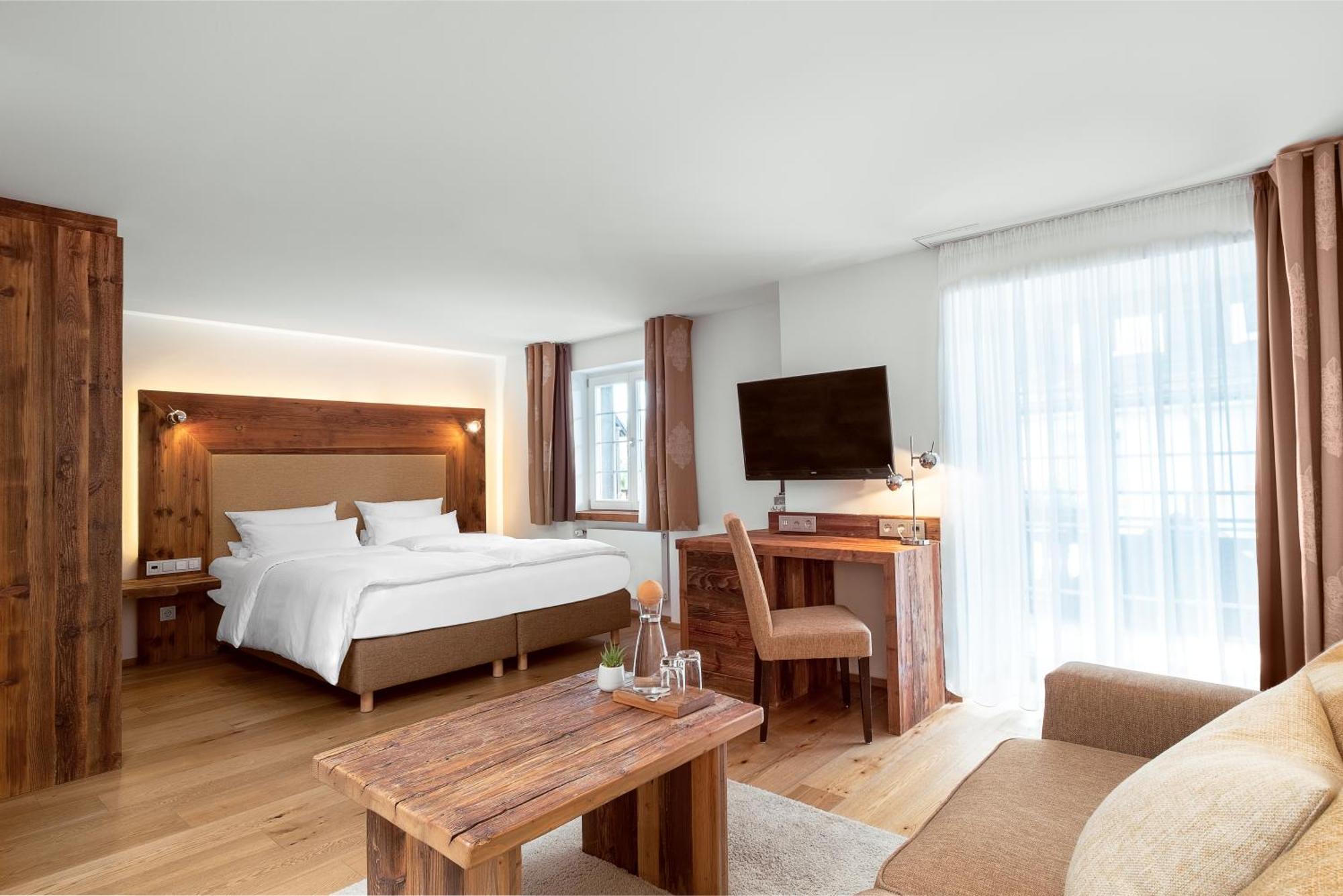 Adler Haeusern Gourmet & Spa Hotel Exterior foto